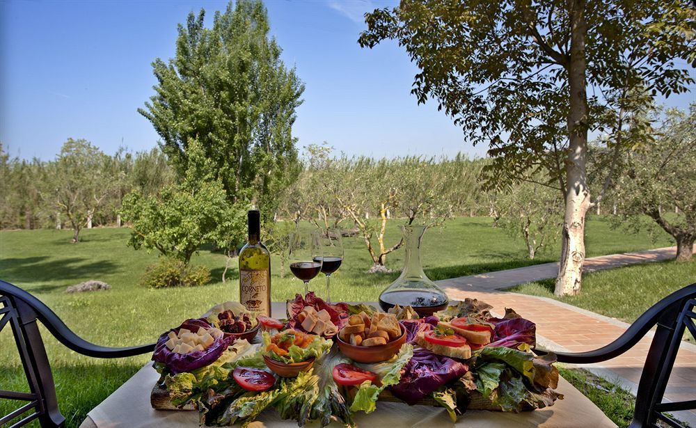 Agriturismo Valle Del Marta Tarquinia Eksteriør billede